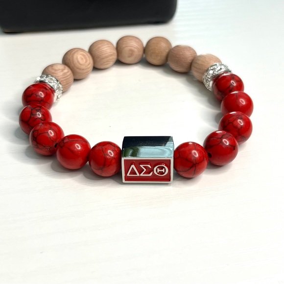 Jewelry Delta Sigma Theta Beaded Bracelet Poshmark